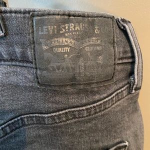 Levi’s High Waisted Tapered Jeans